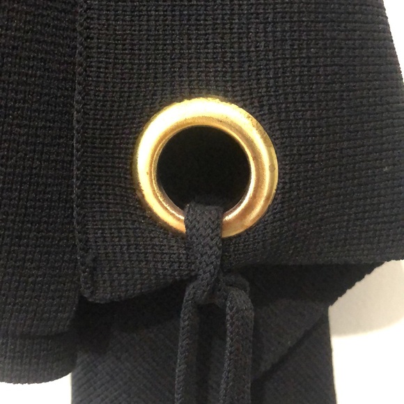 Country Road compact knit black top - Picture 8 of 12